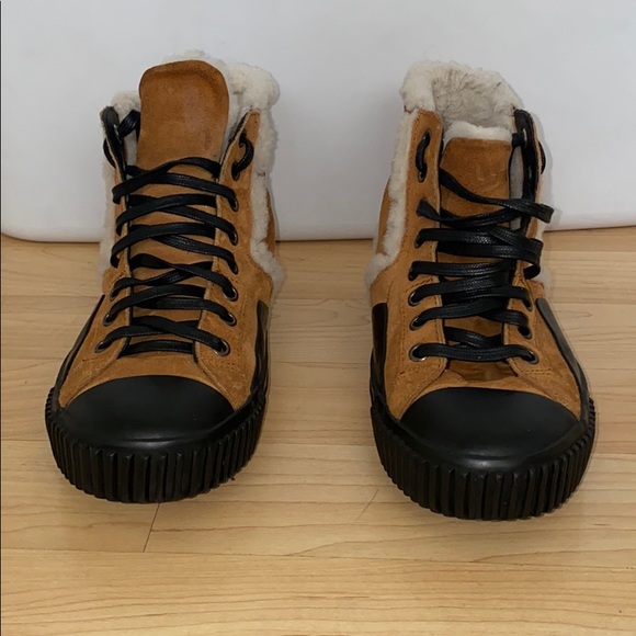 Balenciagas with the fur - Picture 2 of 8